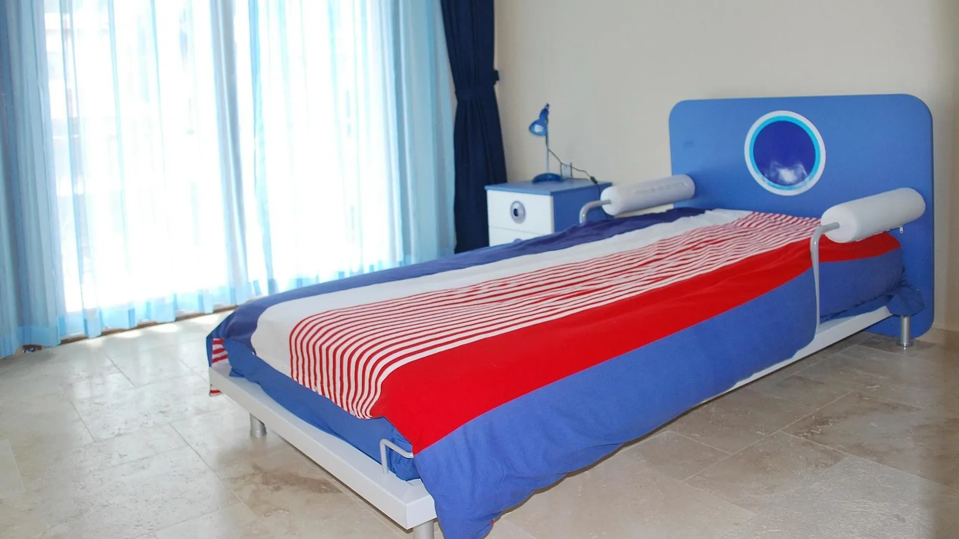 شقة Spacious 4-Bedroom House In Kusadasi With Swimming Pool And Several T تركيا